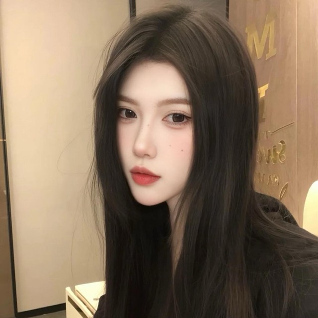 灿灿❤️偷猪那女的的直播间封面