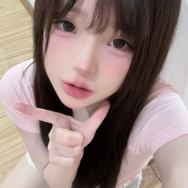 反差小雪糕的直播间封面