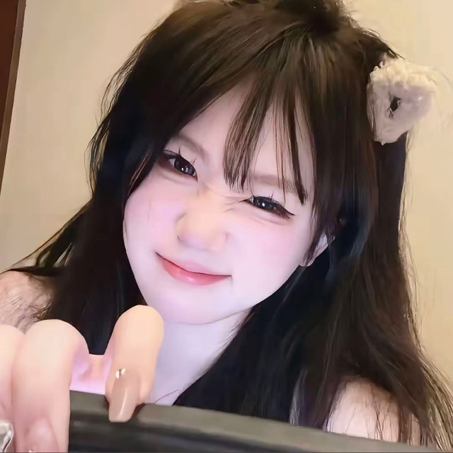 泡芙的直播间封面