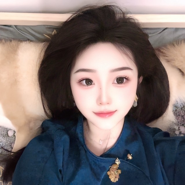 耐耐的直播间封面