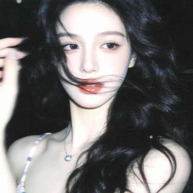达格妮的直播间封面