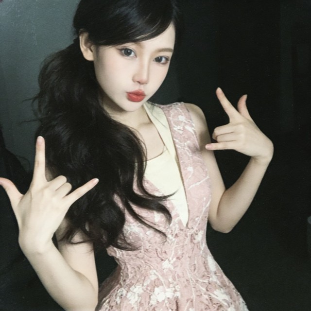 达格妮的直播间封面