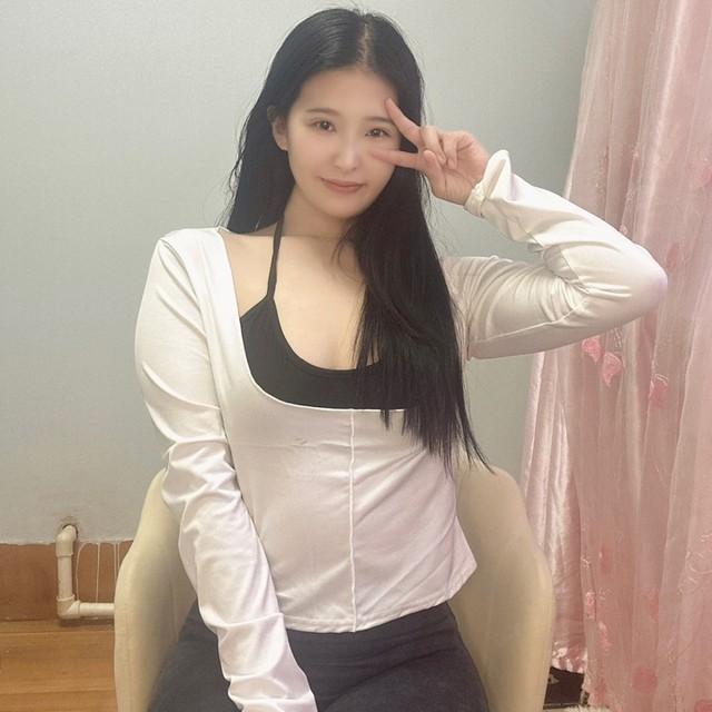 莹莹姐姐的直播间封面