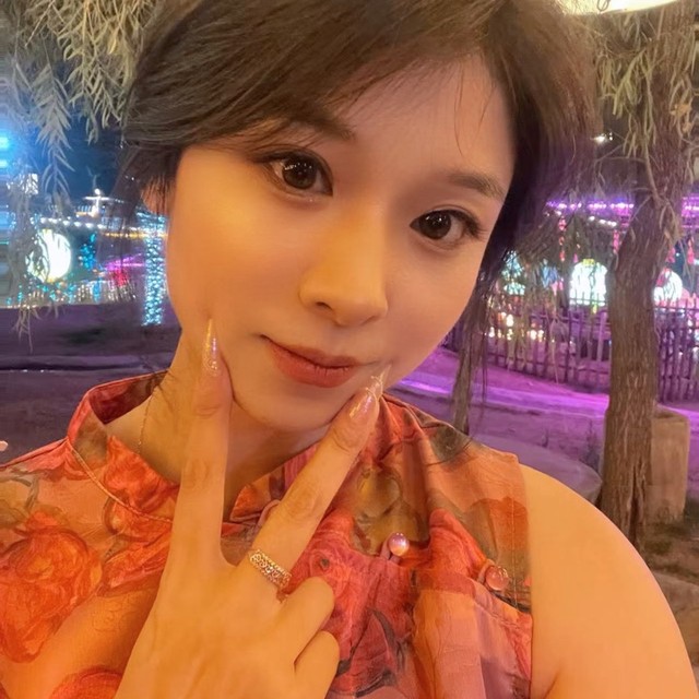 打不服的༻潴潴༺的直播间封面