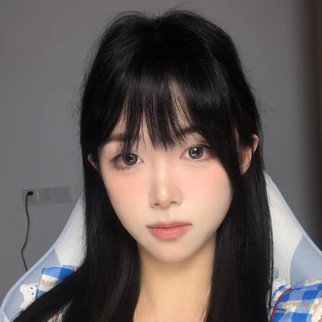 小师妹的直播间封面