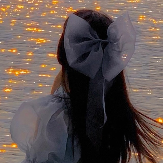 小美的直播间封面