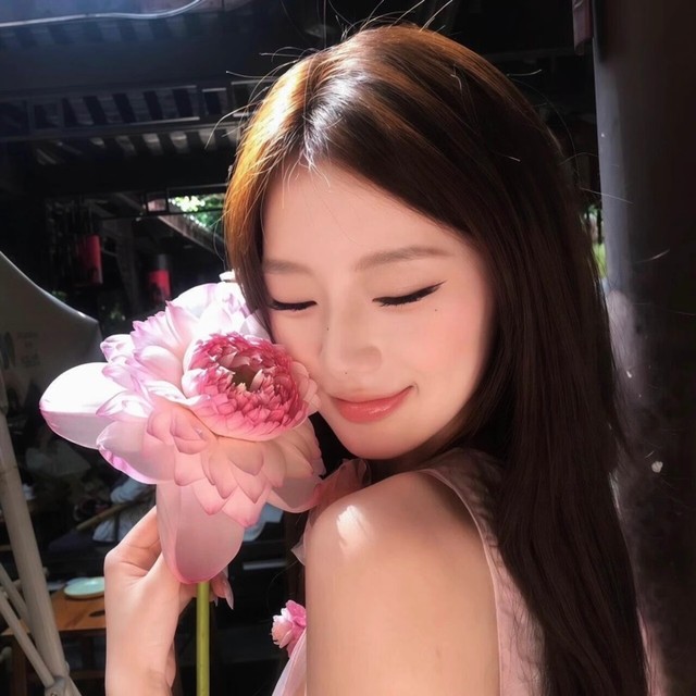 芊億的直播间封面