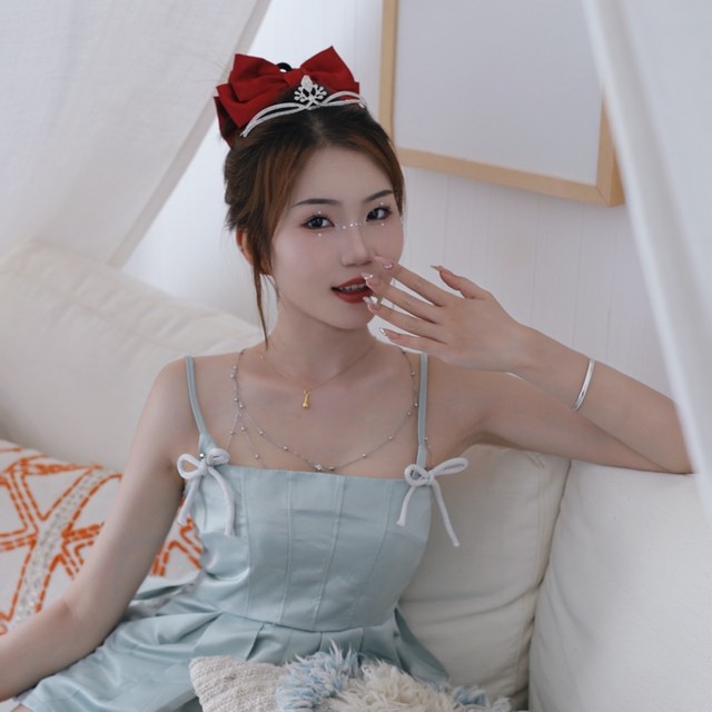 诺诺Noomi的直播间封面