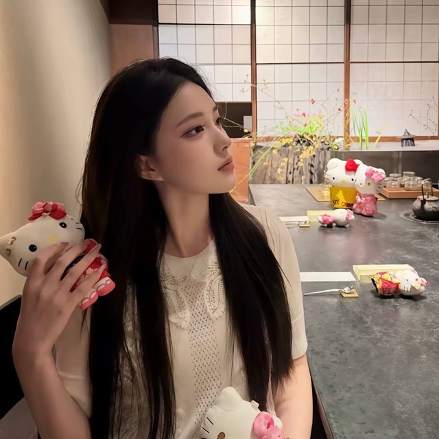 包包r的直播间封面