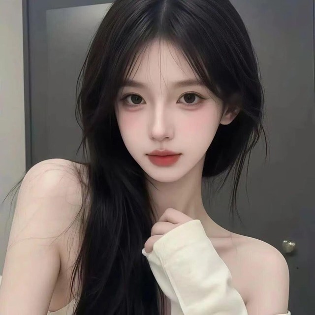 小桃冰茶💕的直播间封面