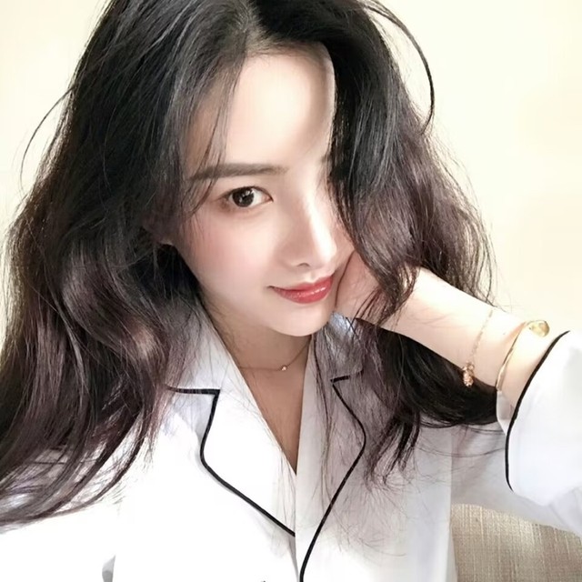 妮的直播间封面