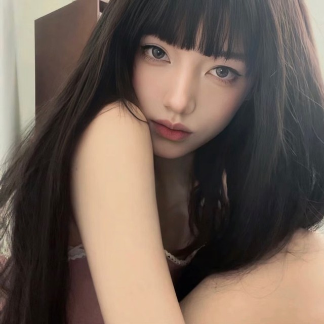 富江的直播间封面