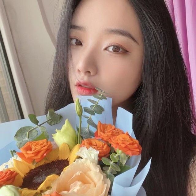 小泡泡的直播间封面