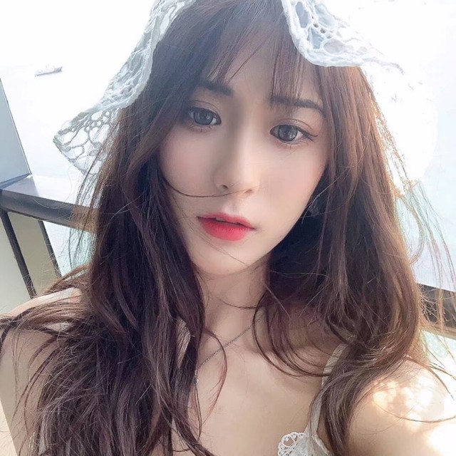 苏苏🦋的直播间封面