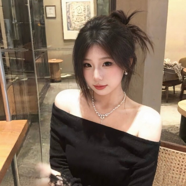 十七的直播间封面