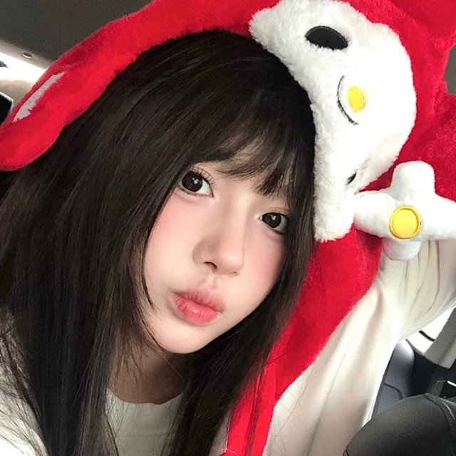 突突兔🐰(反x)的直播间封面