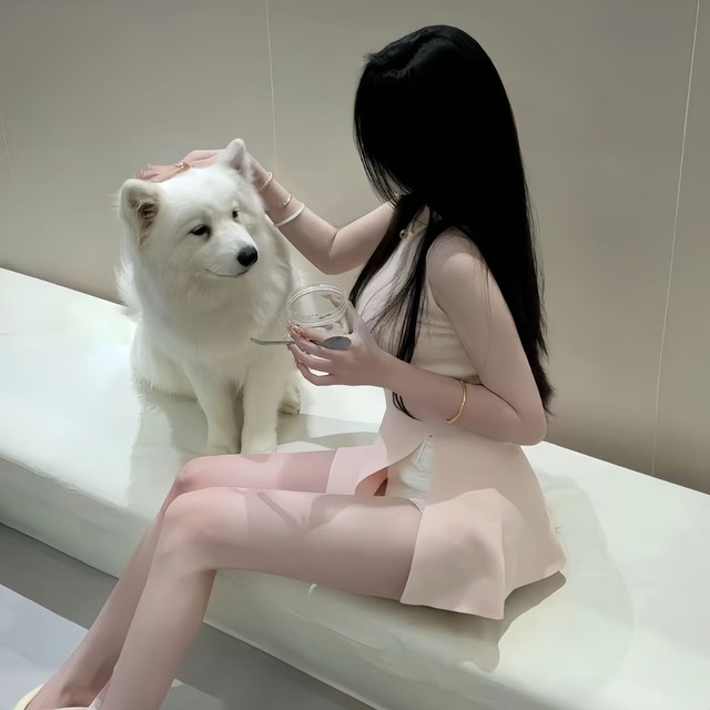 小御姐的直播间封面