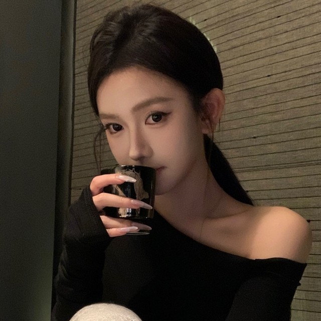 巧克鲨的直播间封面
