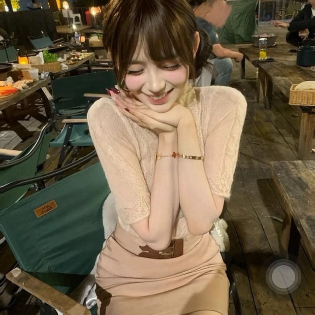 咔咔的直播间封面