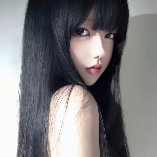     楚雨荨的直播间封面
