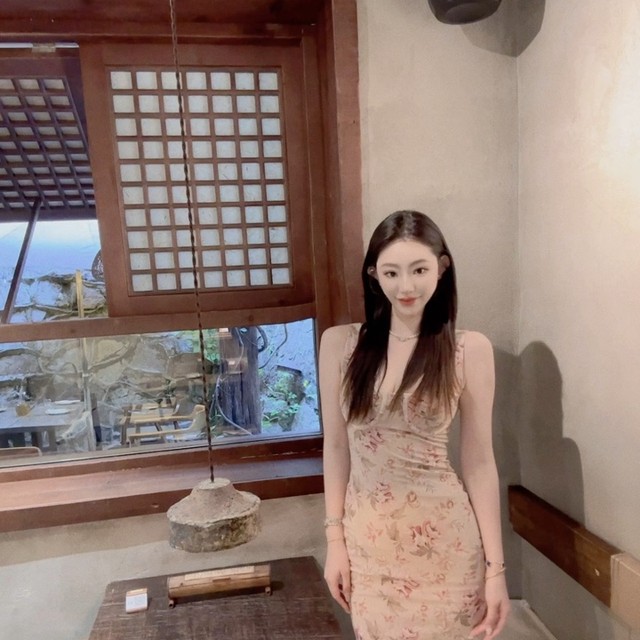 夺命大伶纸的直播间封面