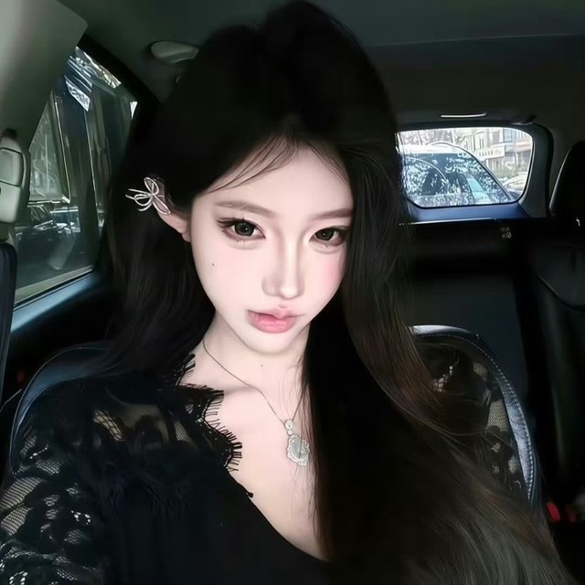 桥本小香菜的直播间封面
