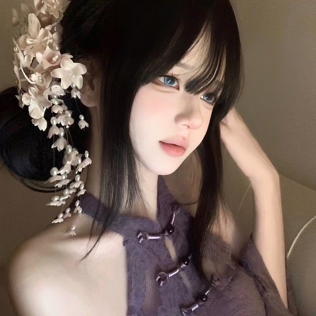 小雨的直播间封面