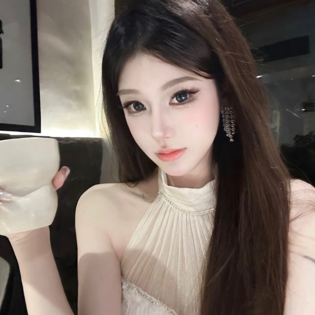 草莓🍓的直播间封面