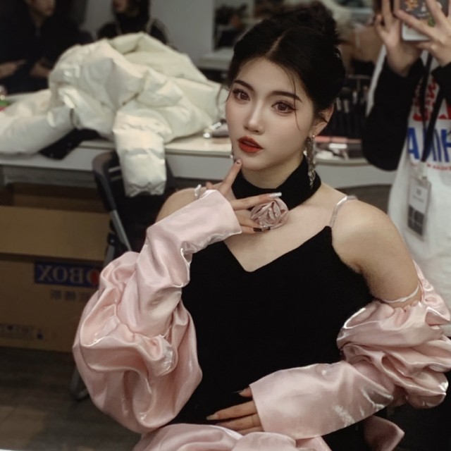 灿灿登三轮（牛马版）的直播间封面