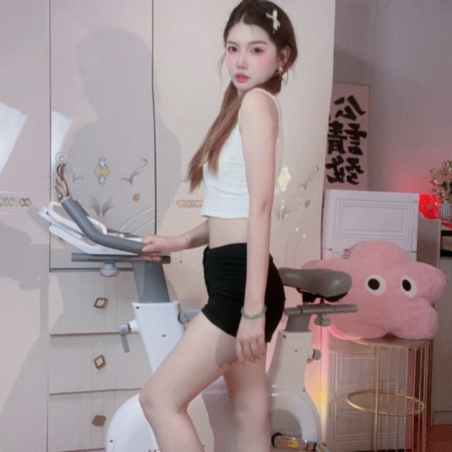 灿灿狂飙登三轮❤️的直播间封面