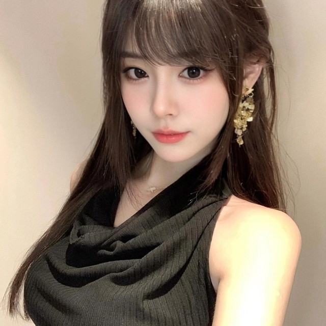 林伊一的直播间封面