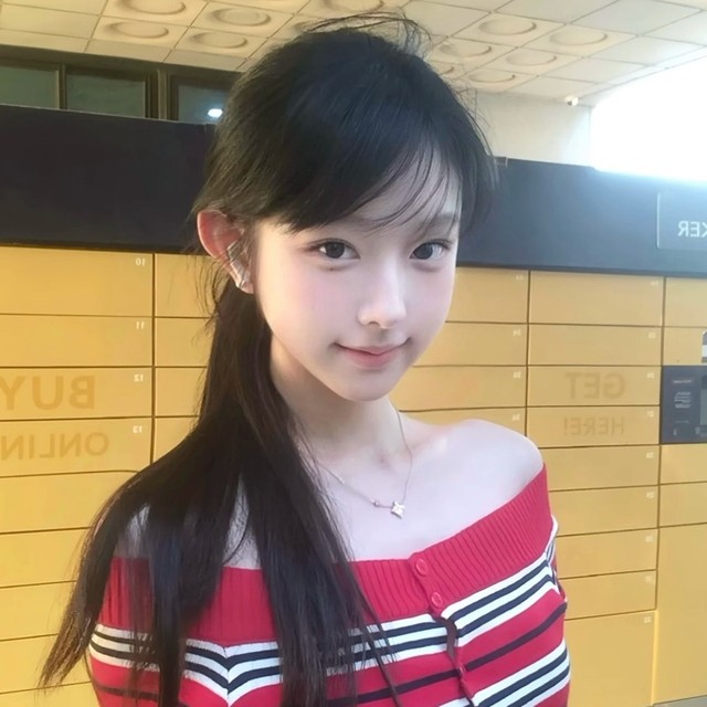 小师妹的直播间封面