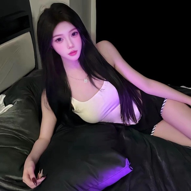 灿灿（爱跳舞的小九）的直播间封面