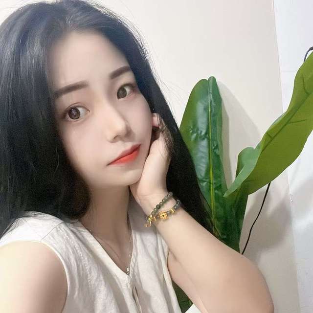 阿茶的直播间封面