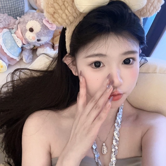 小乖的直播间封面