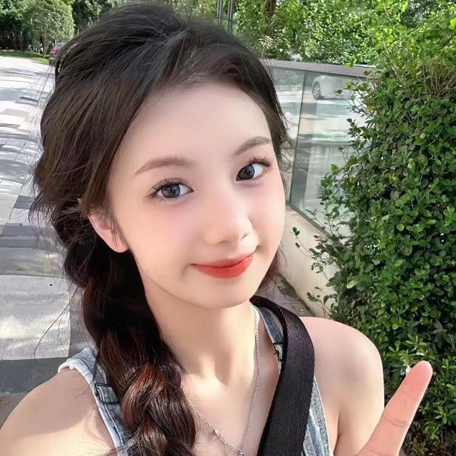 洛柠的直播间封面