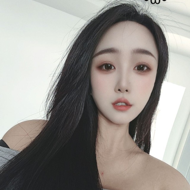 鹿🎂🎂的直播间封面