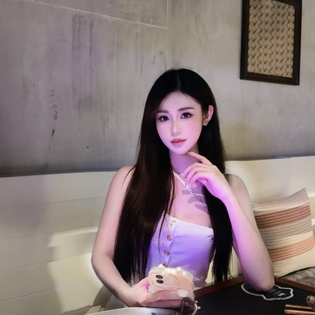 Ss的直播间封面