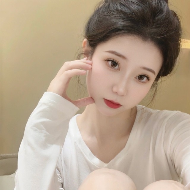 小岩的直播间封面